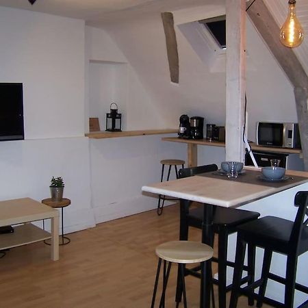 Rennes: Studio 4 Couchages, Proche Commerces, Bus. Eksteriør bilde