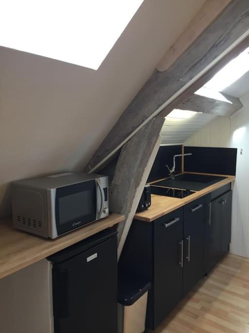 Rennes: Studio 4 Couchages, Proche Commerces, Bus. Eksteriør bilde