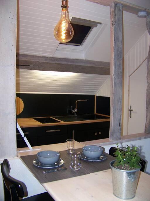 Rennes: Studio 4 Couchages, Proche Commerces, Bus. Eksteriør bilde
